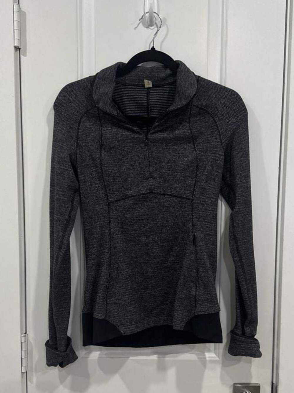 Lululemon Runderful 1/2 Zip Pullover Heathered Herringbone Black Grey